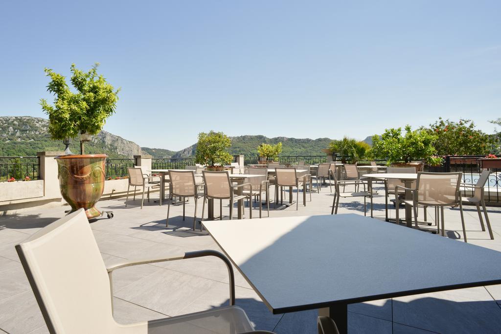 Logis Hotel Restaurant La Porte Des Cevennes Андуз Екстериор снимка